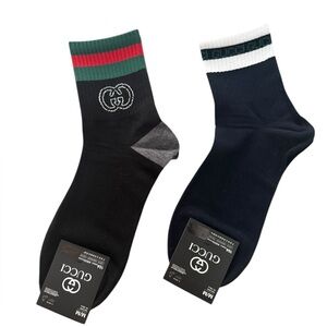 NWT 2 Pair Gucci Outlet Men's Socks with classic Gucci Stripes and Logo